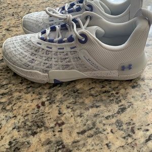 Under armour Tribase reign 5